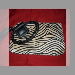 😎 3 for $10 SALE! New Under arm purse